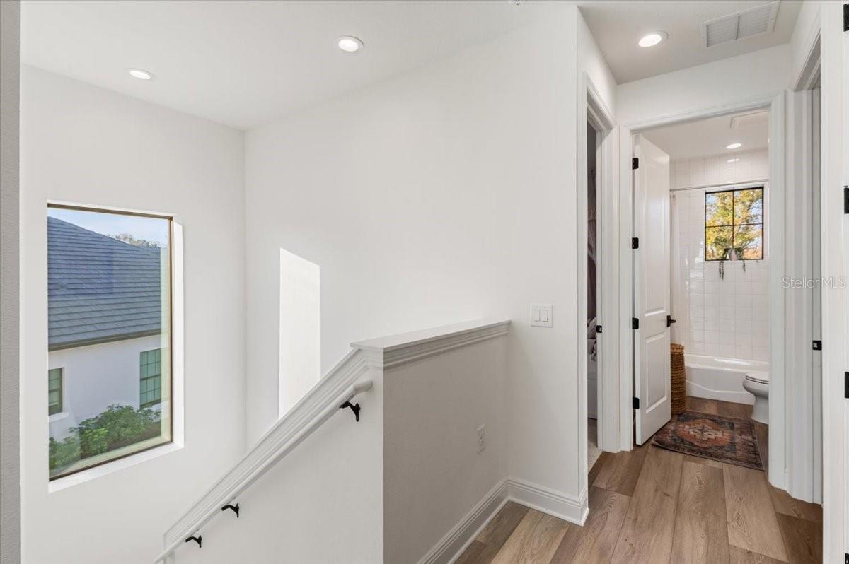 Image 39 of 71 For 6349 Isla Del Ray Avenue