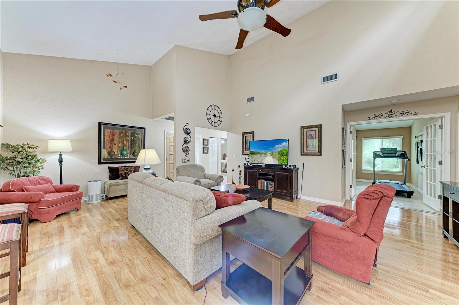 Image 8 of 42 For 1505 Blue Oak Lane