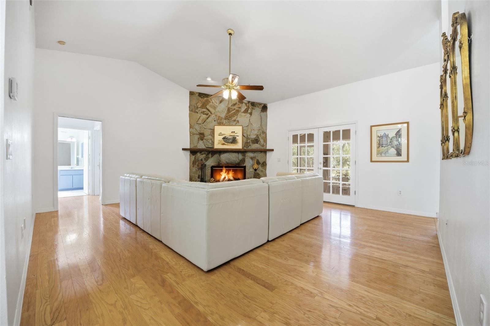 Image 10 of 34 For 10205 28th Ave E