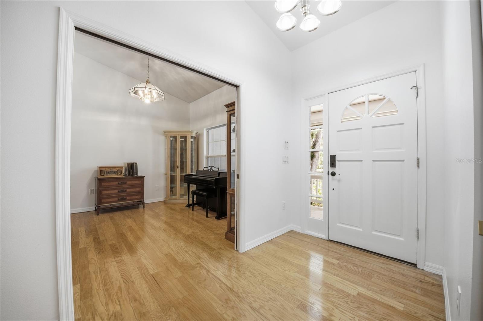 Image 13 of 34 For 10205 28th Ave E