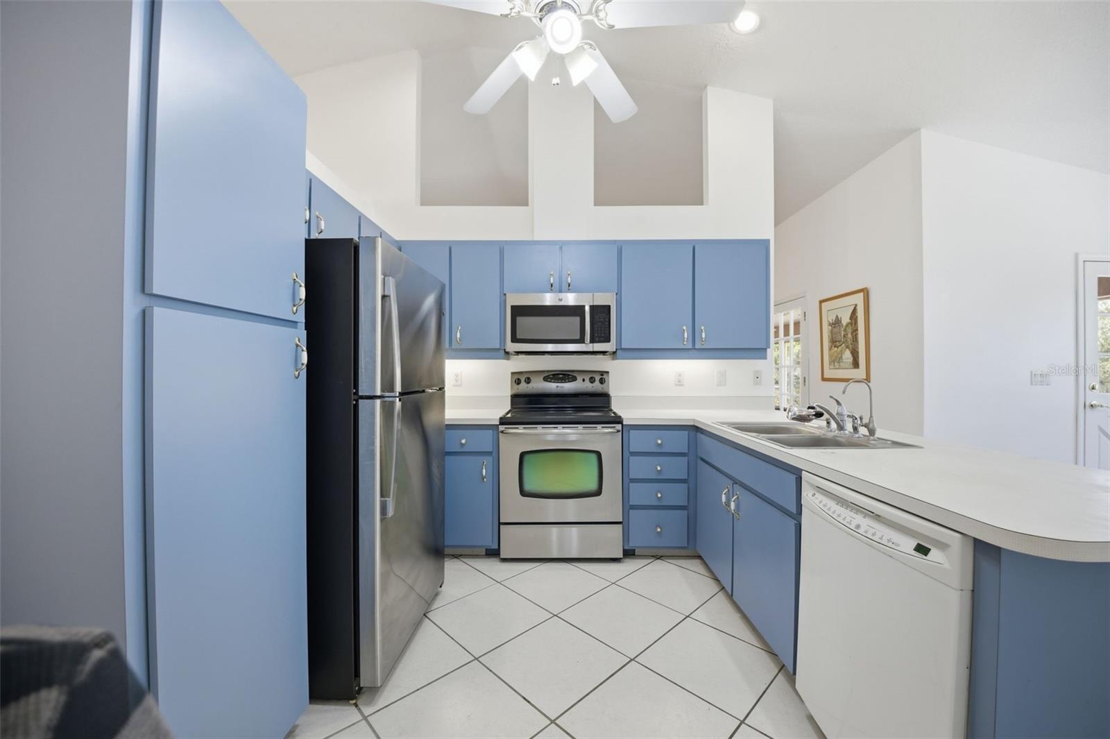 Image 14 of 34 For 10205 28th Ave E