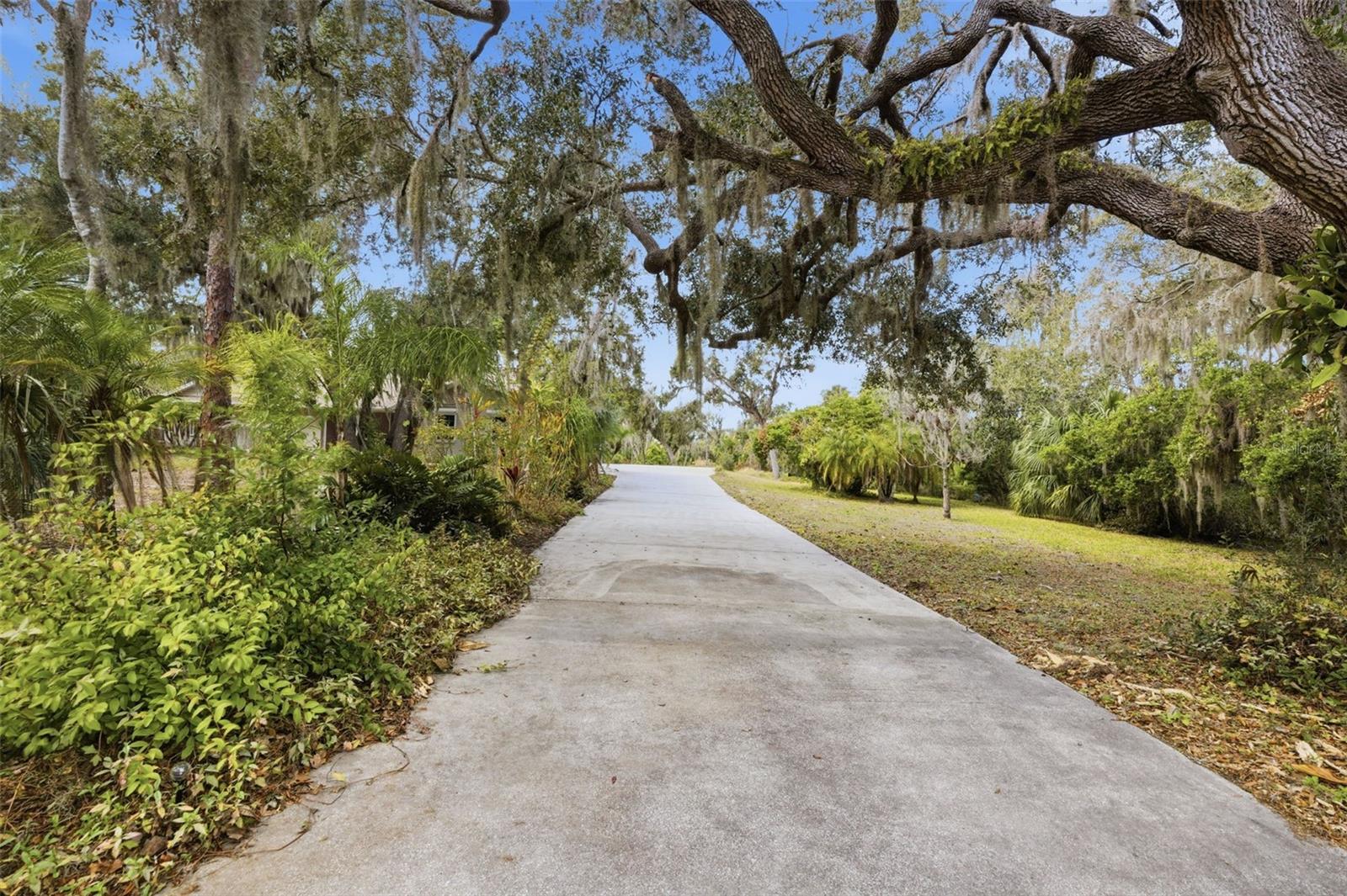 Image 2 of 34 For 10205 28th Ave E