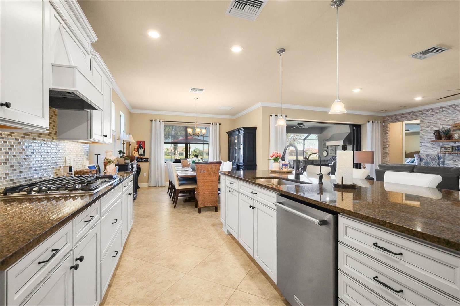 Image 12 of 75 For 17203 Corinna Place