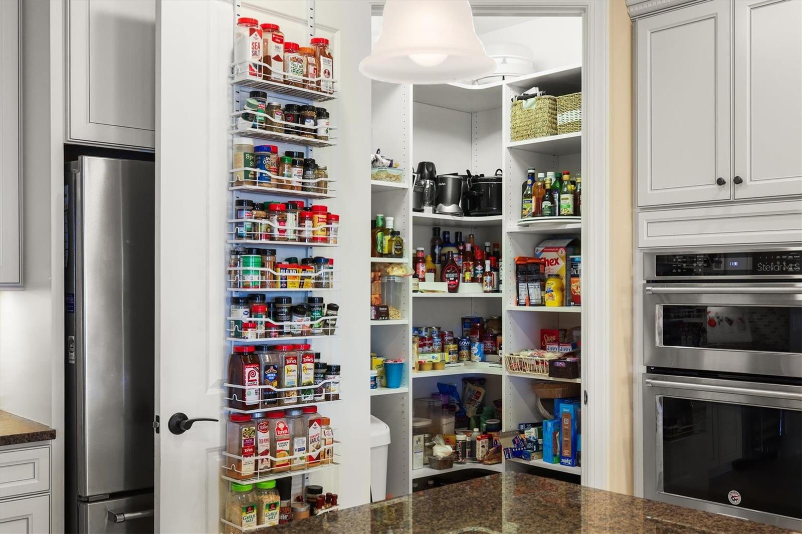 Image 13 of 75 For 17203 Corinna Place