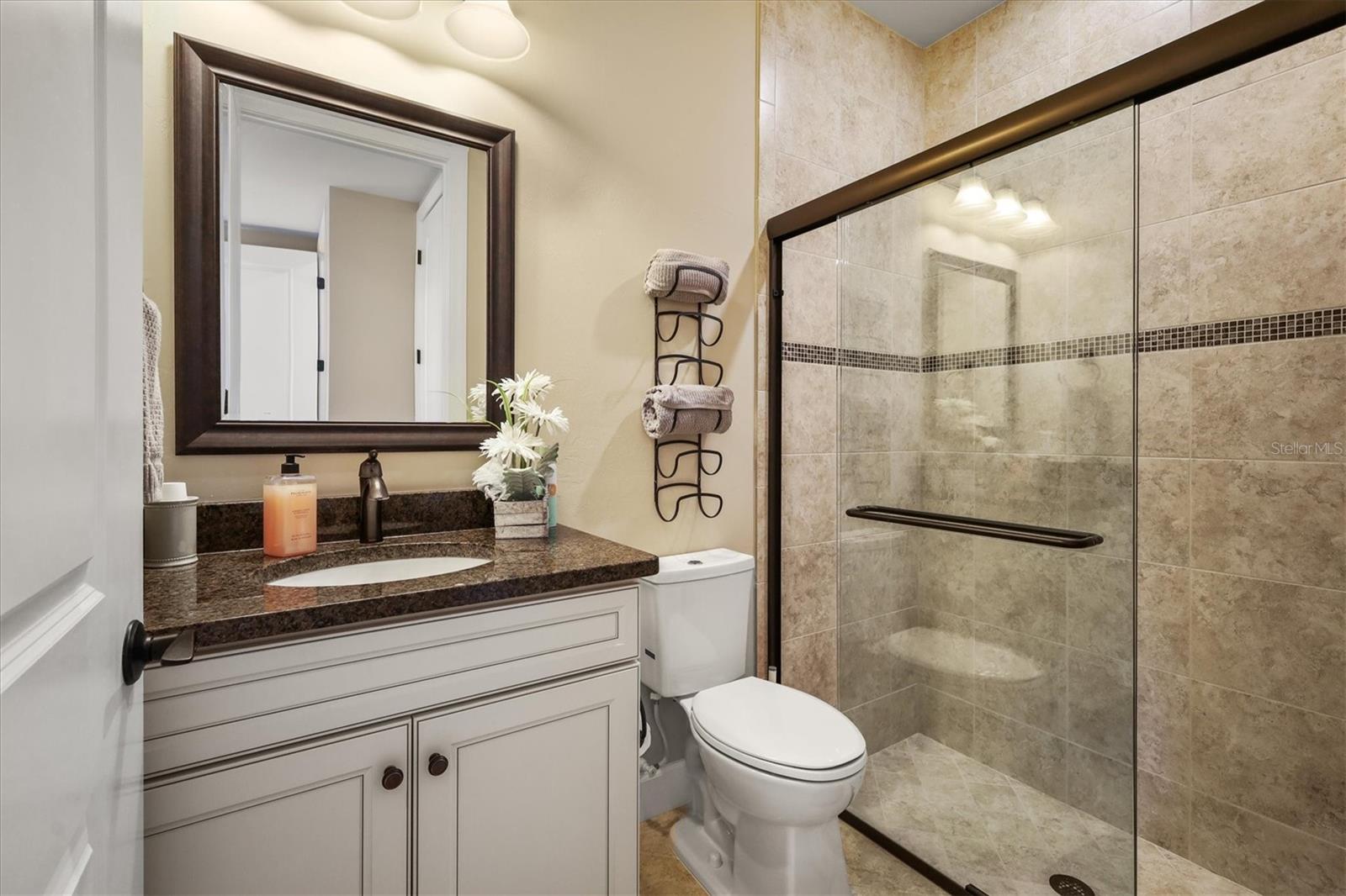 Image 21 of 75 For 17203 Corinna Place