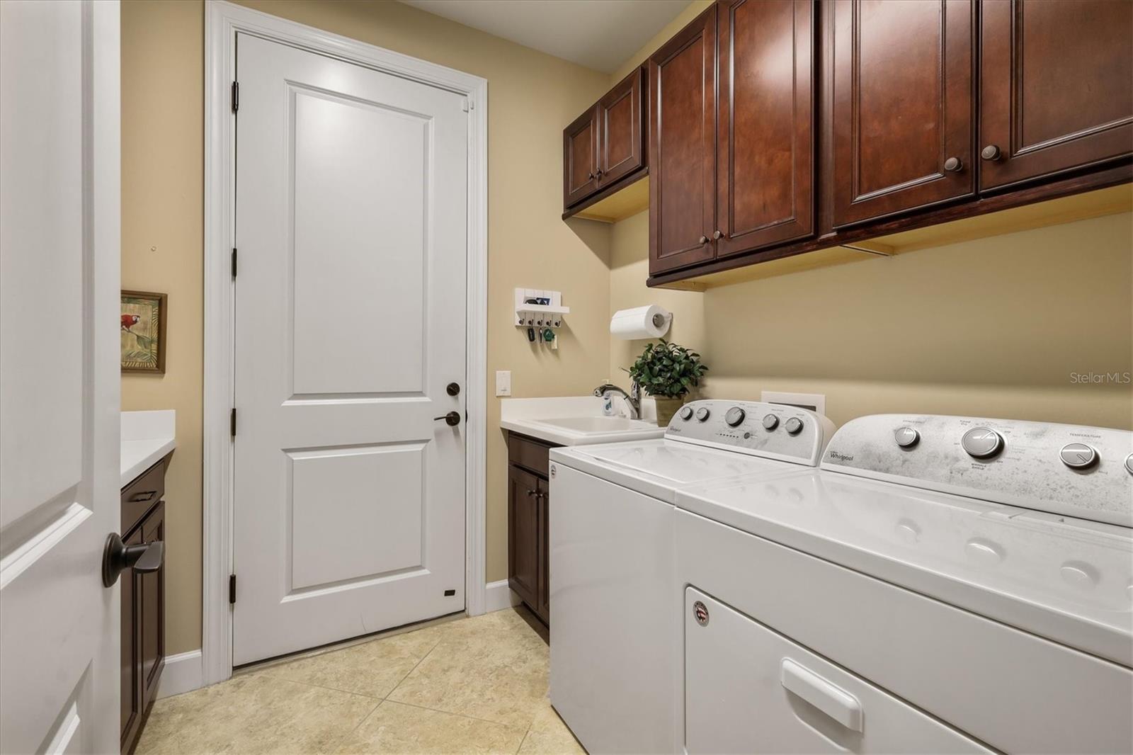 Image 24 of 75 For 17203 Corinna Place