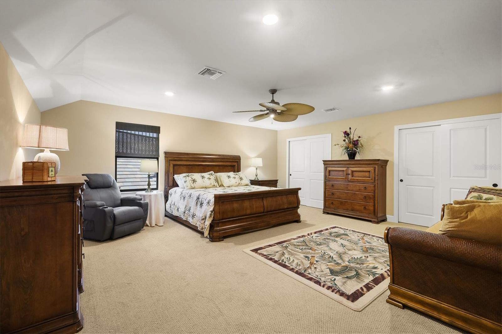 Image 28 of 75 For 17203 Corinna Place