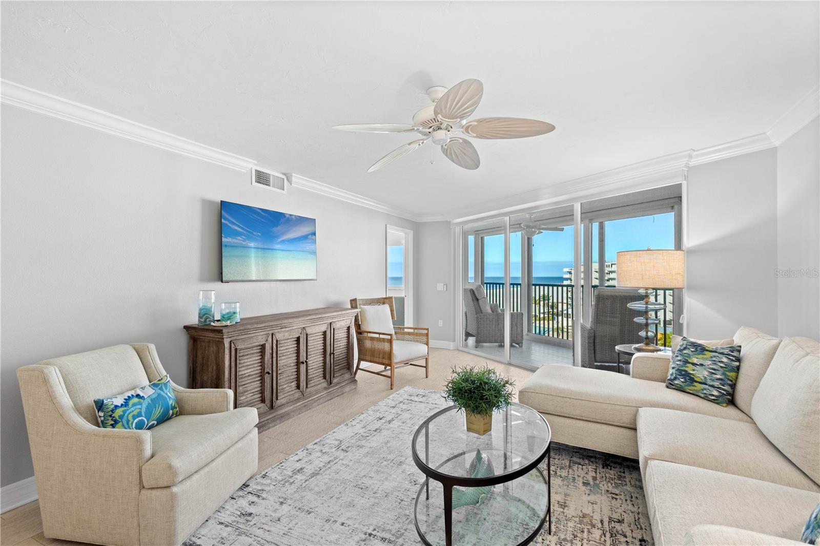 Image 15 of 39 For 5880 Midnight Pass Road 804