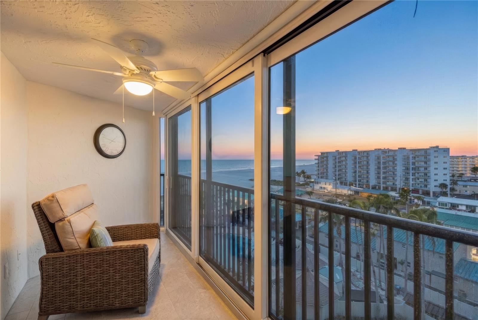 Image 26 of 39 For 5880 Midnight Pass Road 804