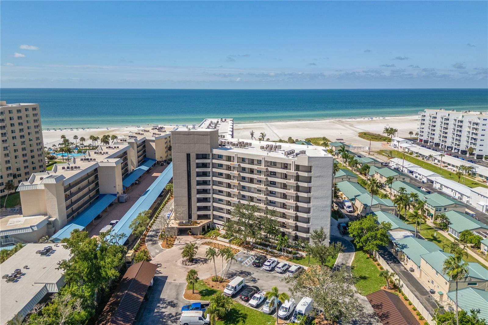 Image 27 of 39 For 5880 Midnight Pass Road 804