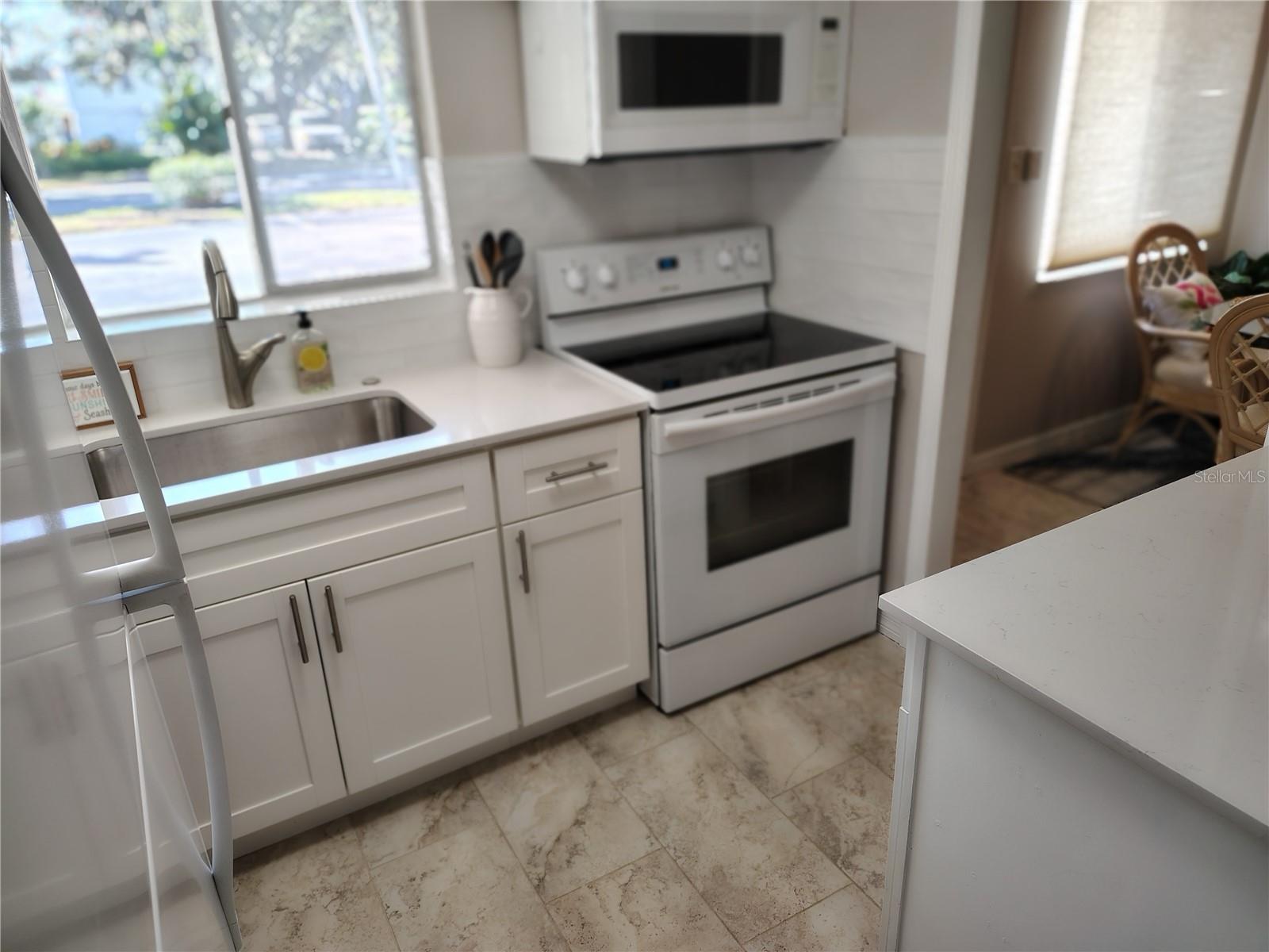 Image 3 of 16 For 1803 Flamingo Boulevard 2