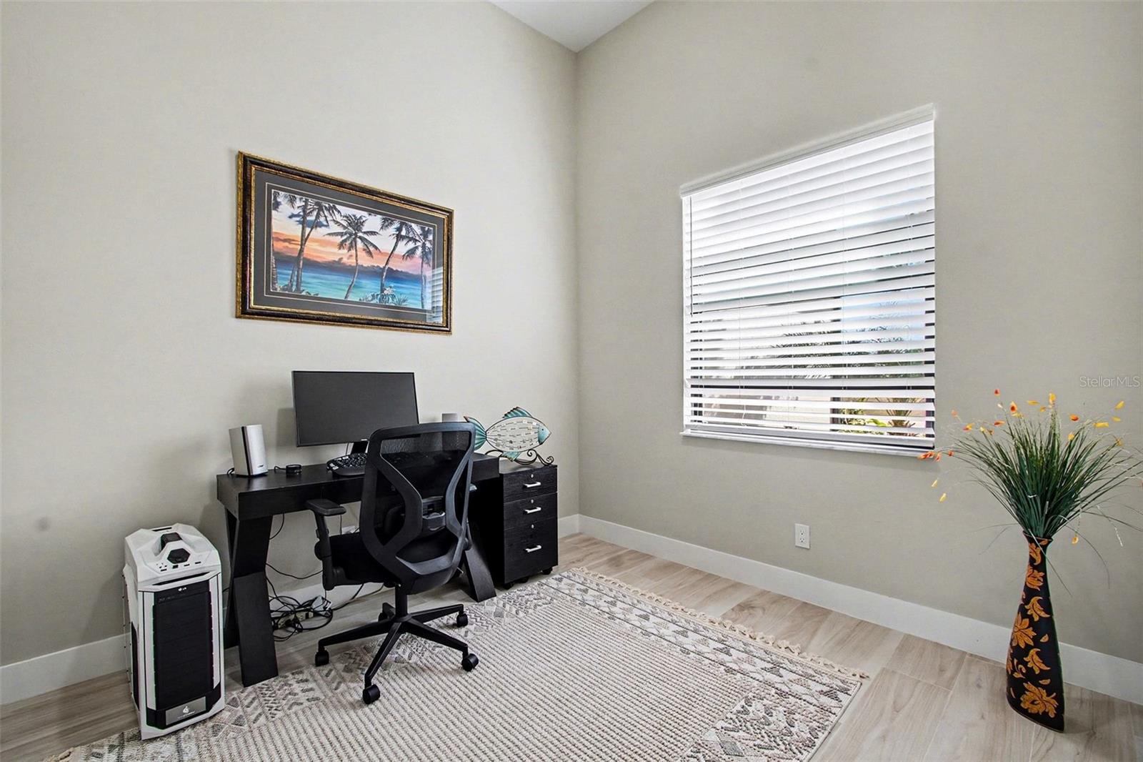 Image 15 of 35 For 1213 24th Street