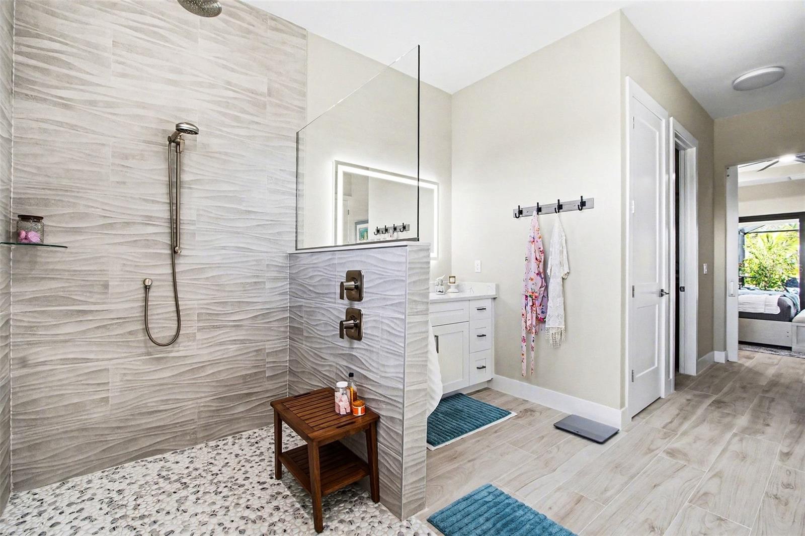 Image 18 of 35 For 1213 24th Street