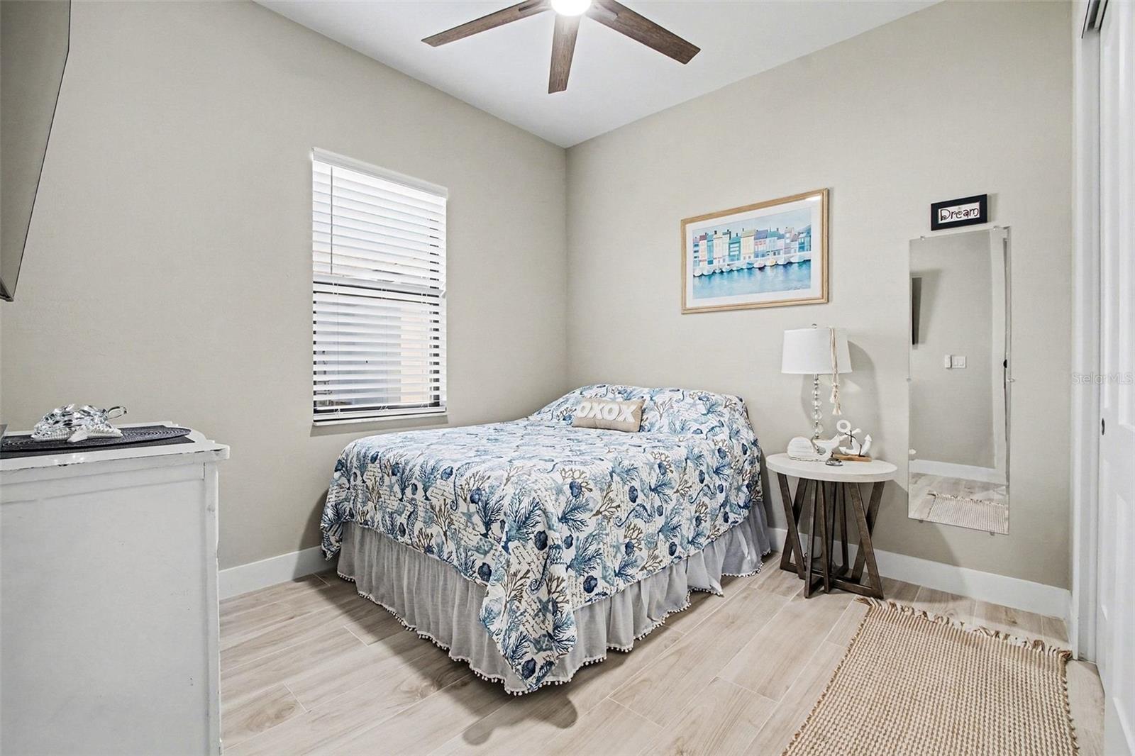 Image 22 of 35 For 1213 24th Street