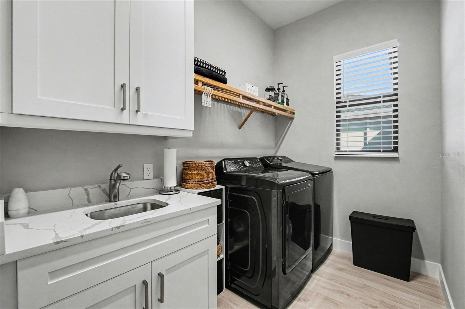 Image 23 of 35 For 1213 24th Street