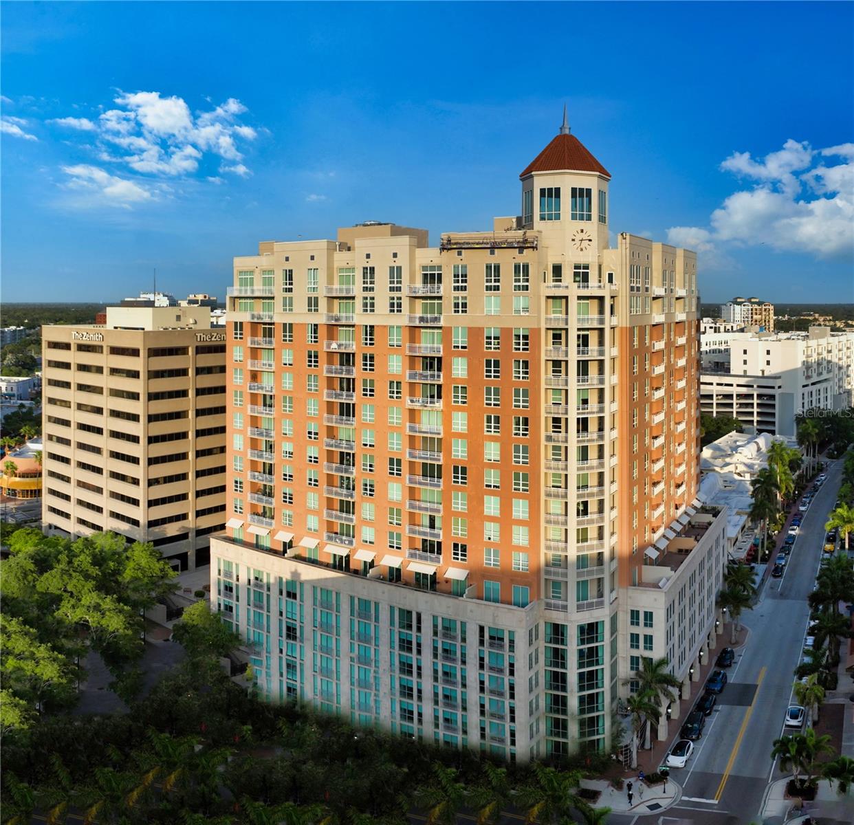 Image 33 of 35 For 1350 Main Street 712