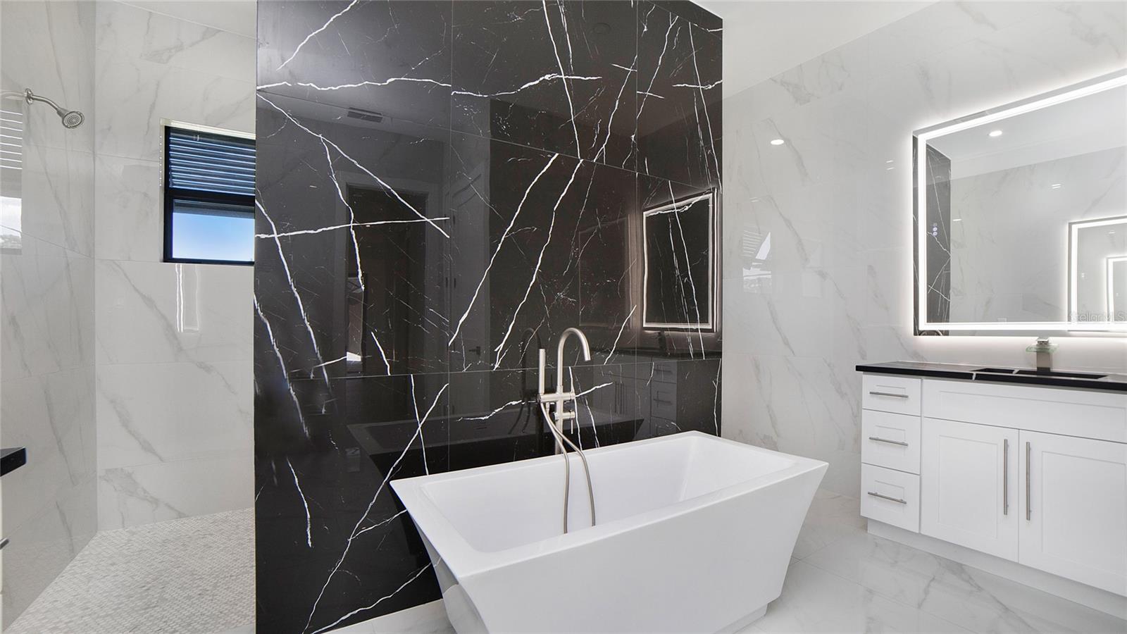 Image 16 of 53 For 2343 Oil Well Road