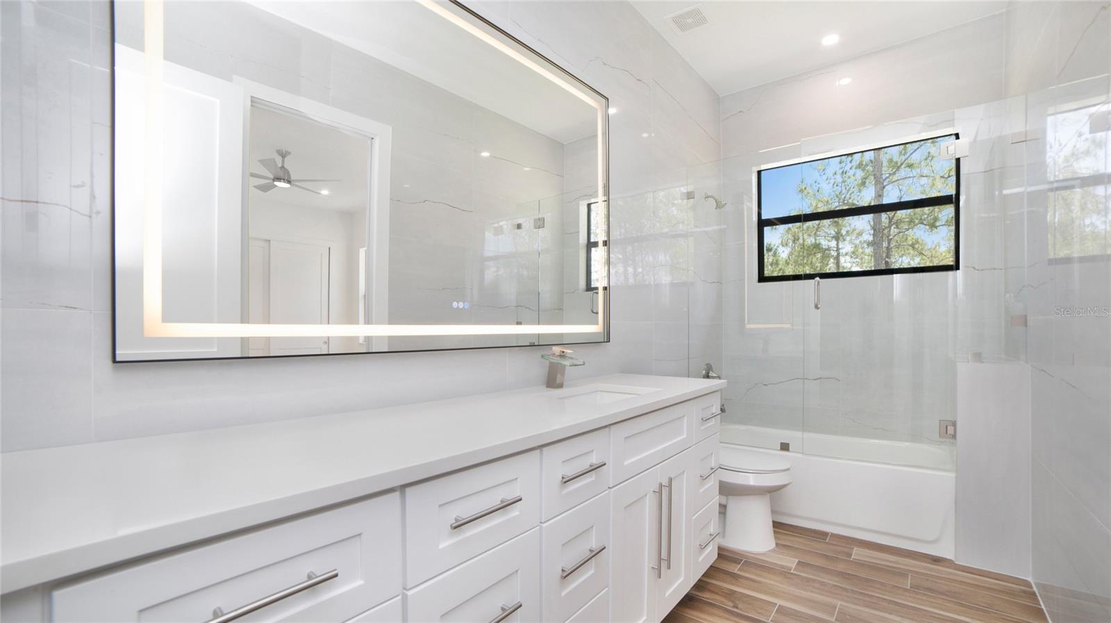 Image 20 of 53 For 2343 Oil Well Road