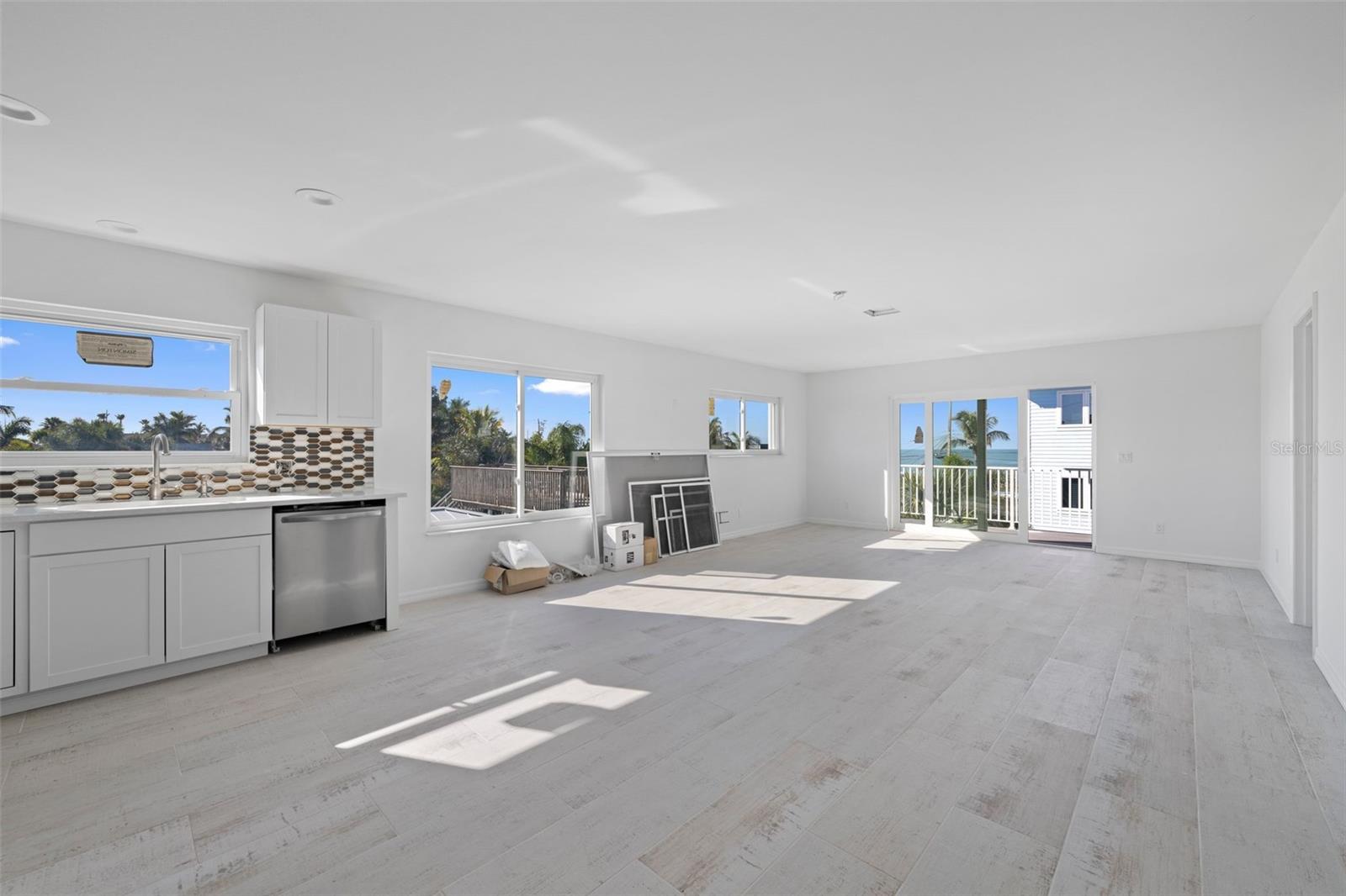 Image 25 of 27 For 2210 Avenue C  Manatee