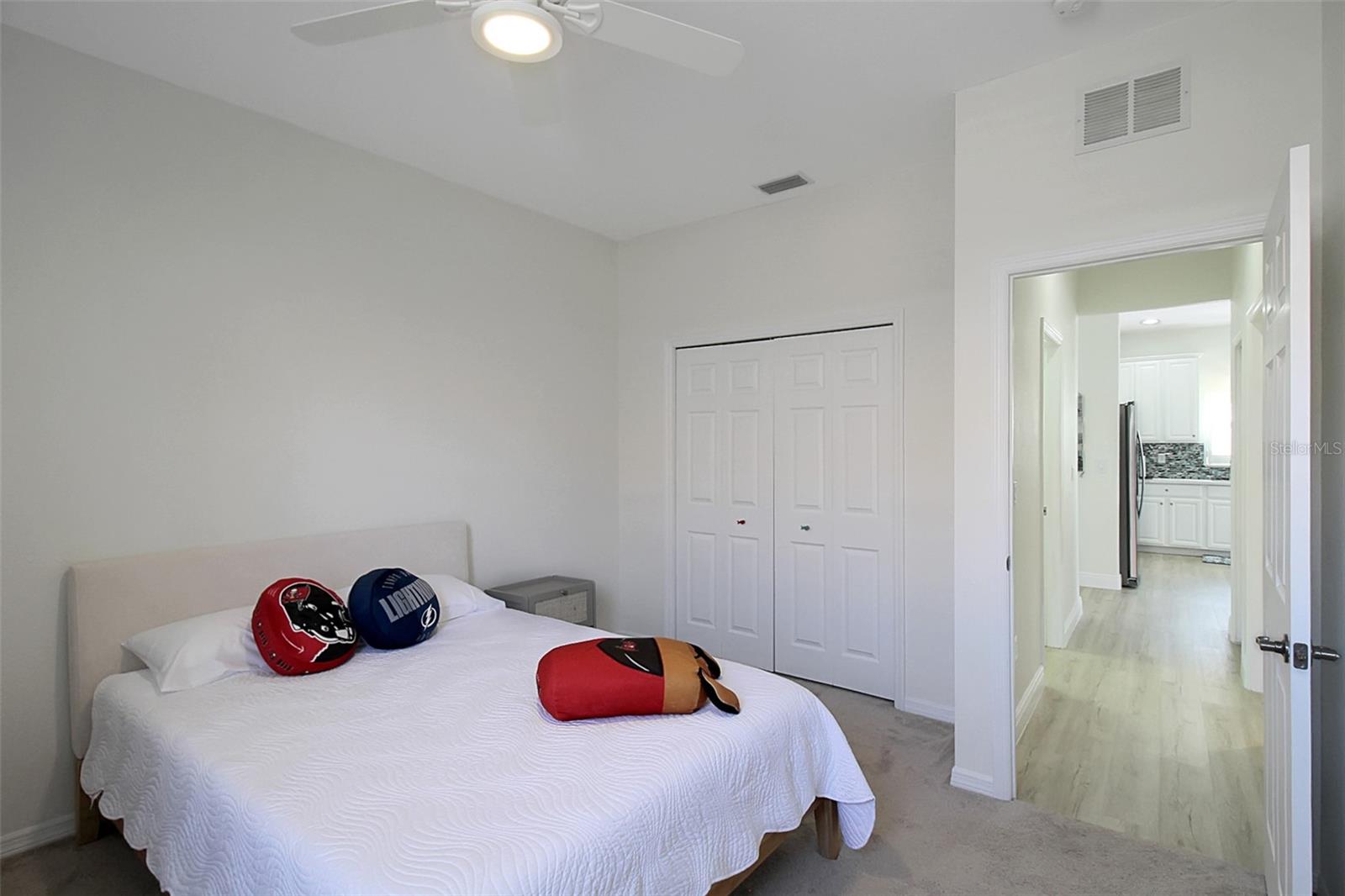 Image 18 of 55 For 8820 Heritage Sound Drive