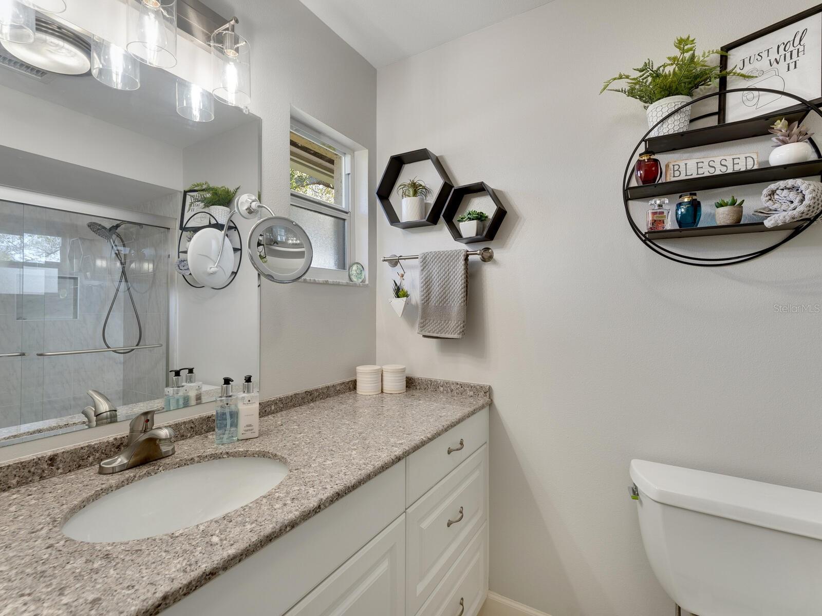 Image 21 of 51 For 6994 Country Club Drive N