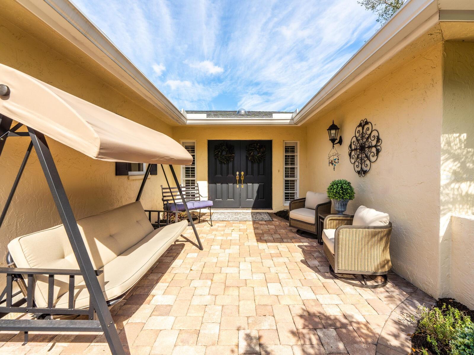 Image 4 of 51 For 6994 Country Club Drive N