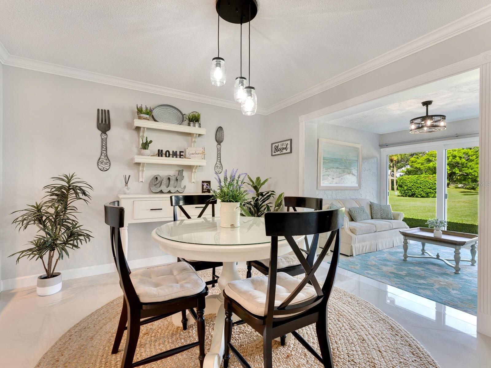 Image 9 of 51 For 6994 Country Club Drive N