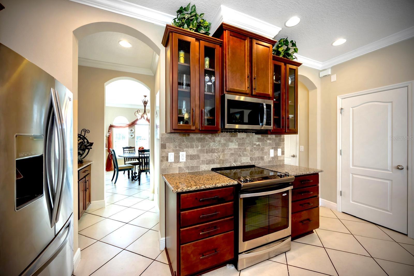 Image 3 of 24 For 843 Molly Circle