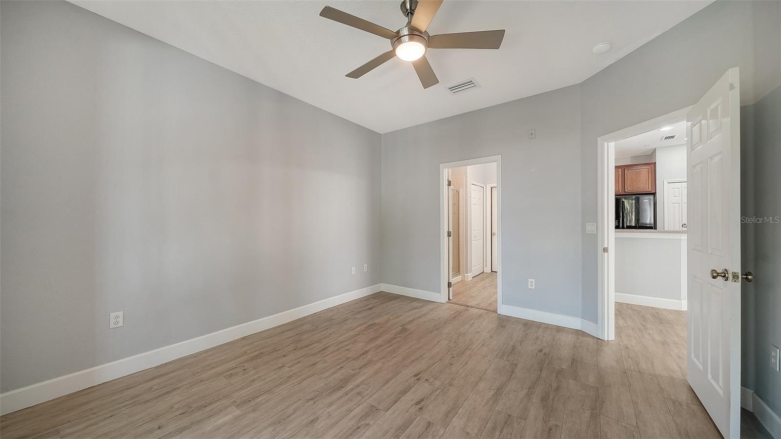 Image 16 of 35 For 7983 Limestone Lane 14-201