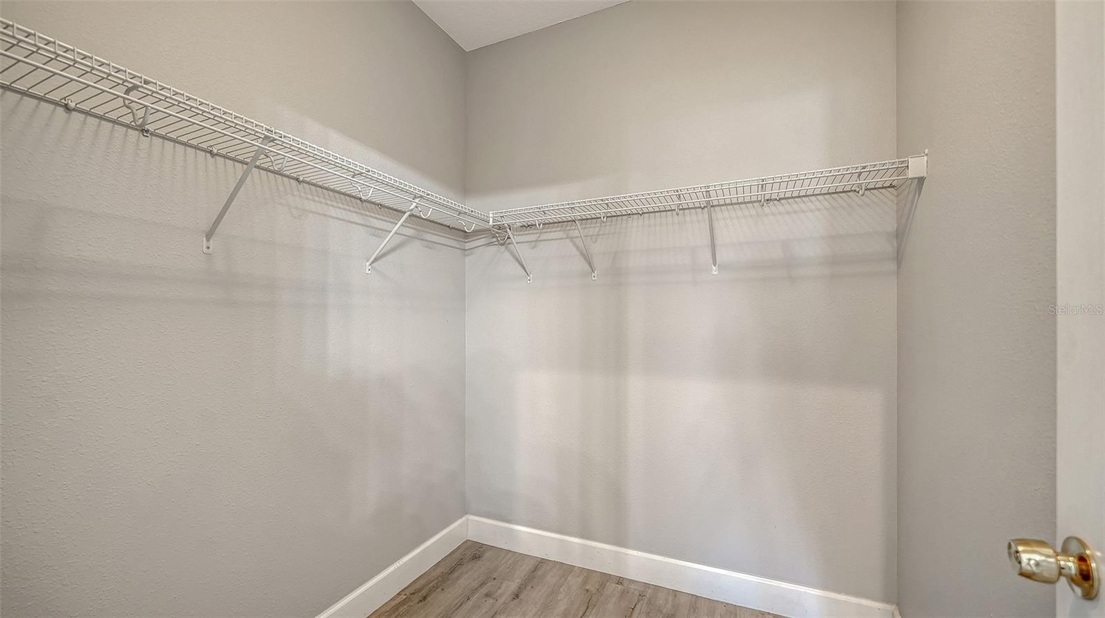 Image 17 of 35 For 7983 Limestone Lane 14-201