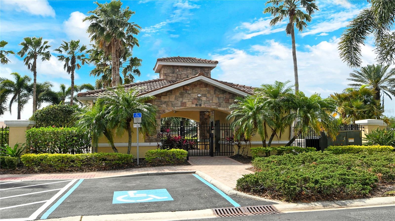 Image 30 of 35 For 7983 Limestone Lane 14-201