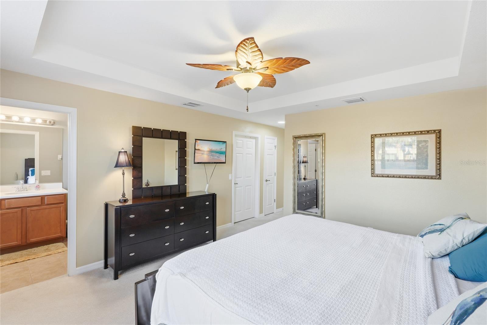 Image 14 of 37 For 4044 Overture Circle 480