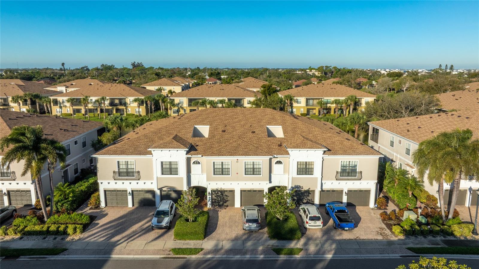 Image 2 of 37 For 4044 Overture Circle 480