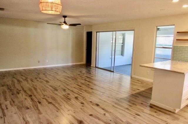 Image 14 of 20 For 850 Lindenwood Circle E