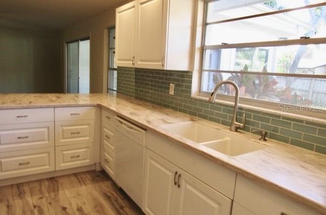 Image 20 of 20 For 850 Lindenwood Circle E