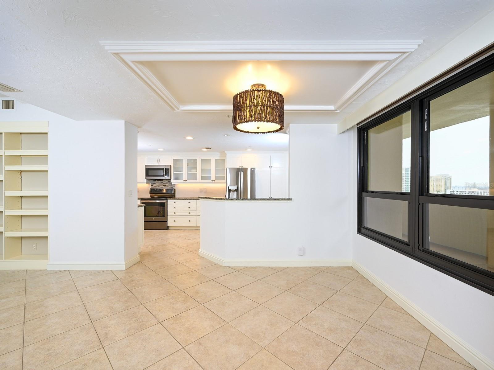 Image 14 of 92 For 1255 Gulfstream Avenue 1106