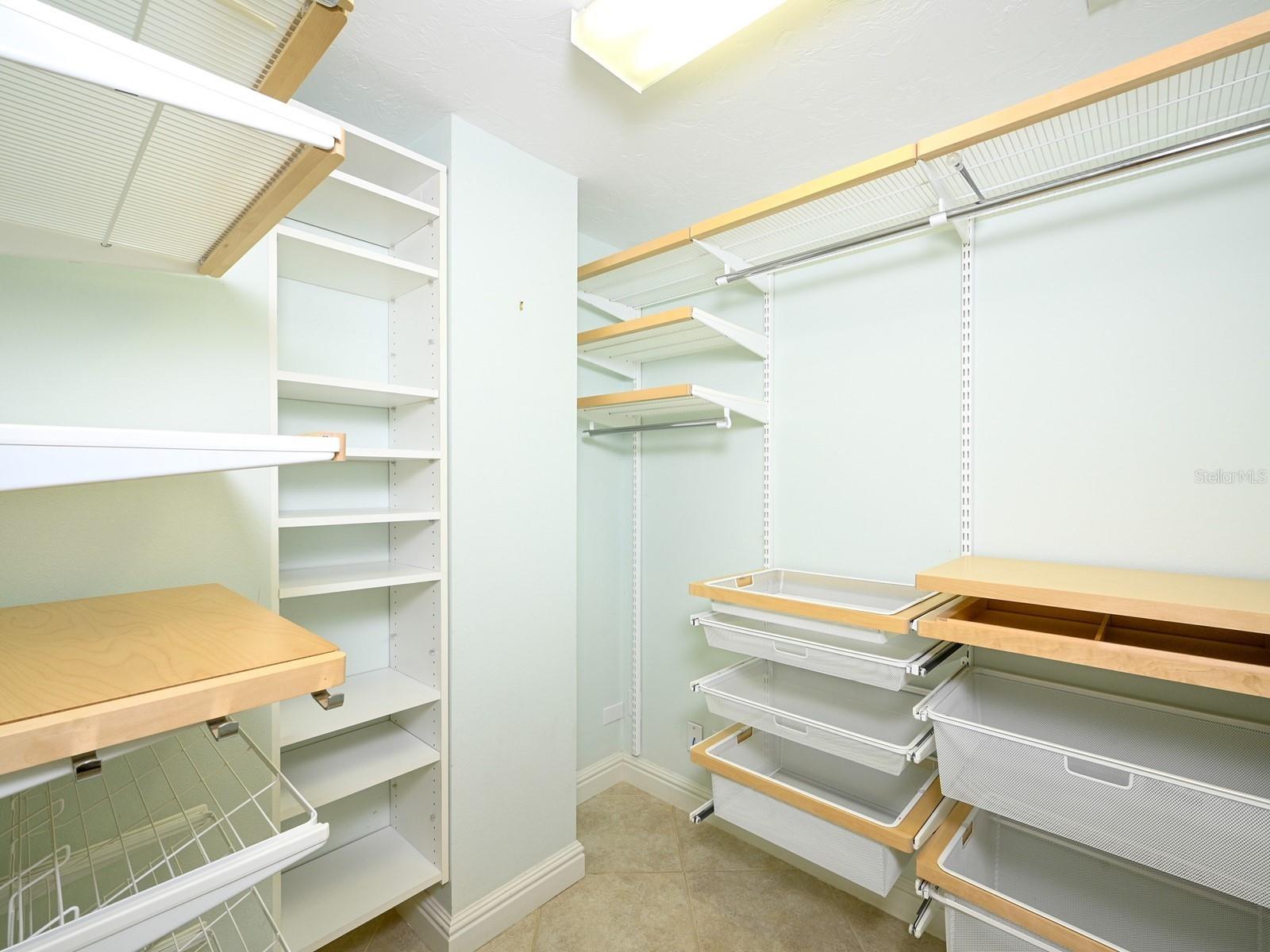 Image 31 of 92 For 1255 Gulfstream Avenue 1106