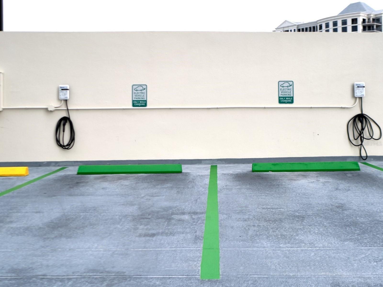 Image 78 of 92 For 1255 Gulfstream Avenue 1106