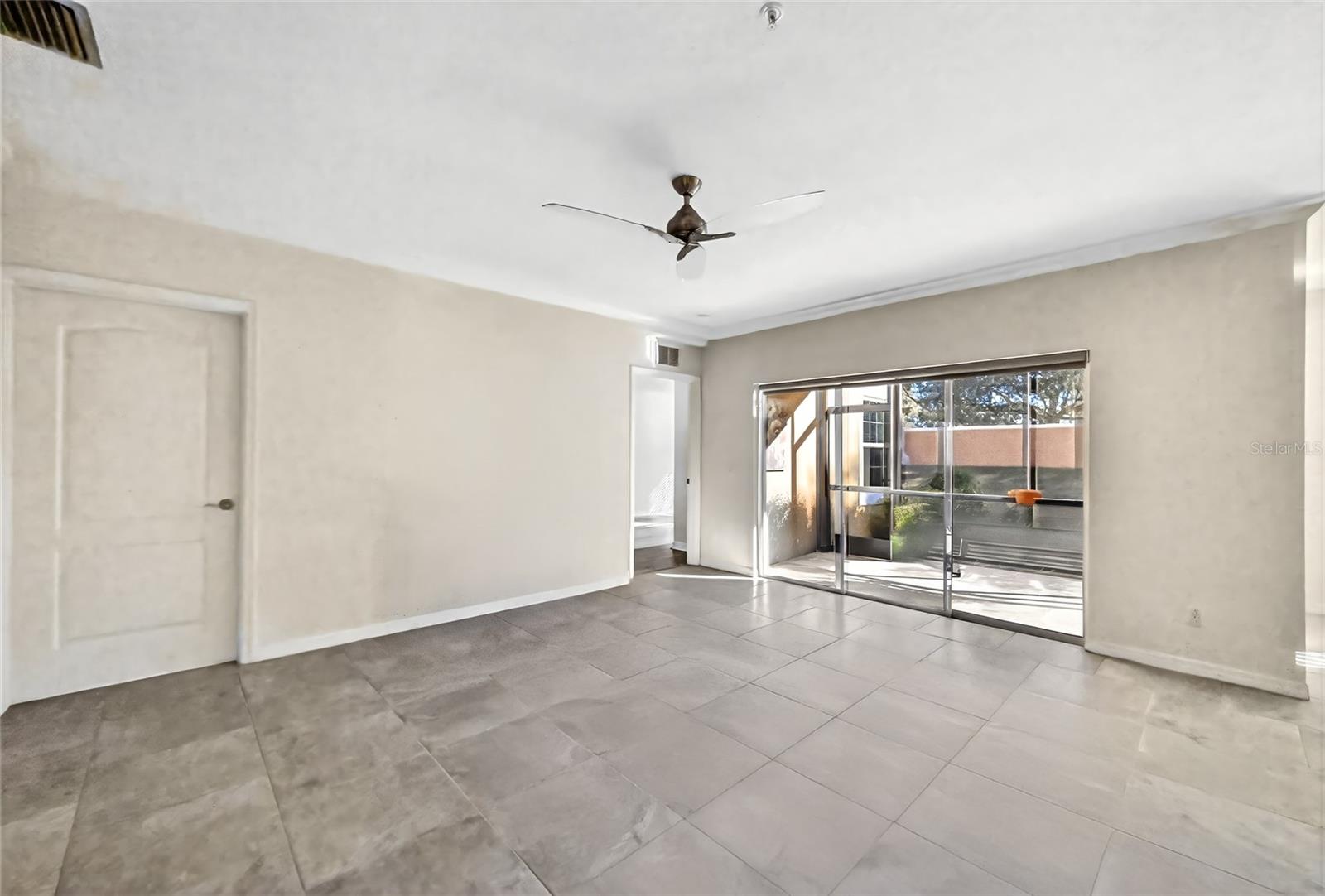 Image 6 of 33 For 8139 Miramar Way 8139