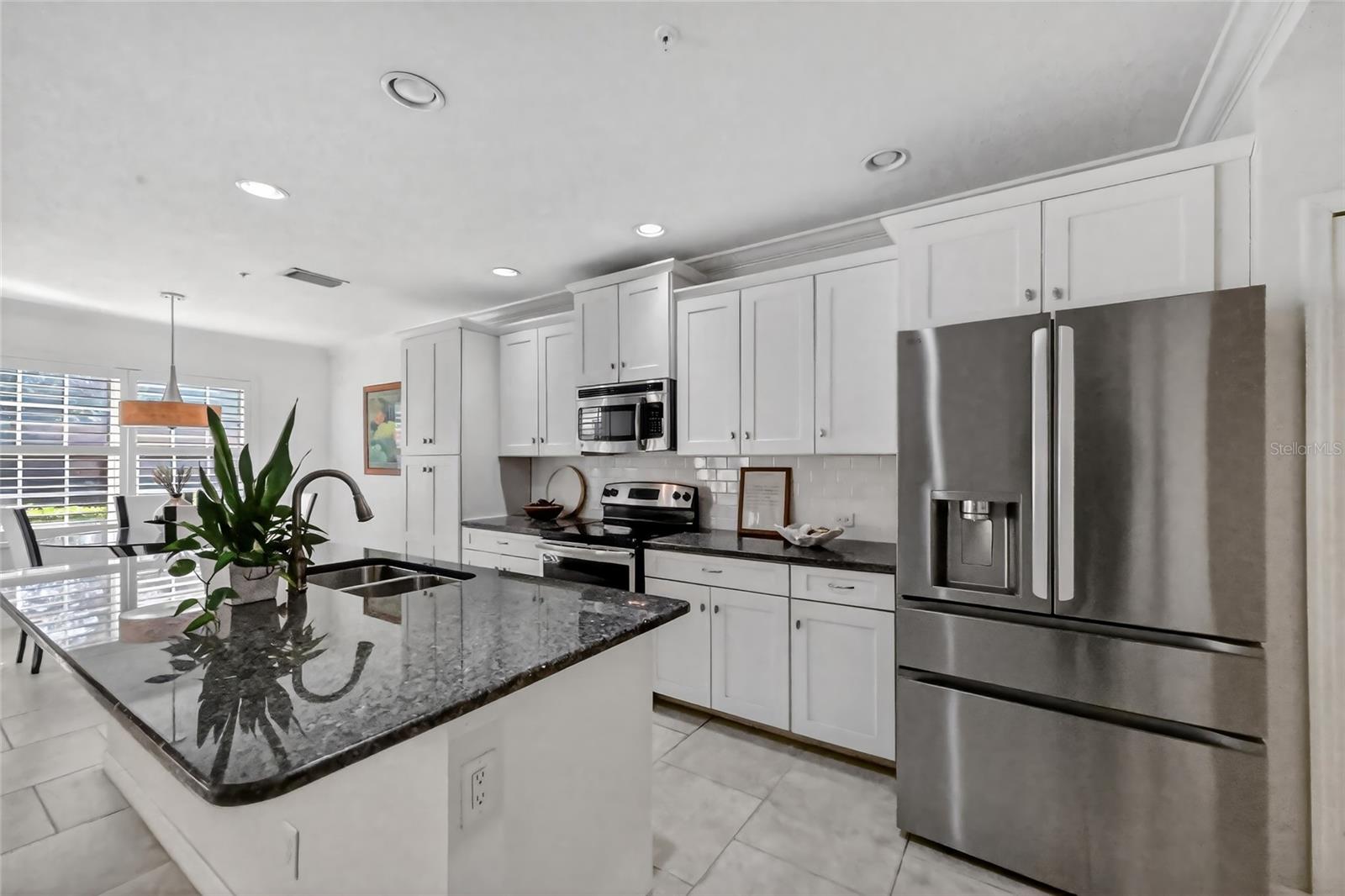 Image 8 of 33 For 8139 Miramar Way 8139