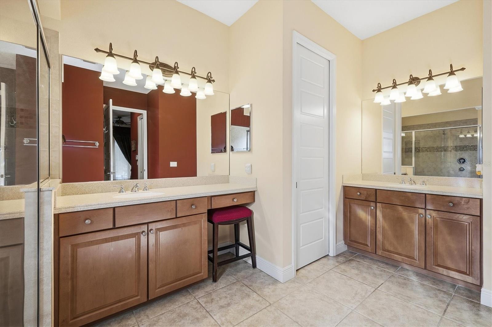 Image 18 of 63 For 707 Dogwood Run