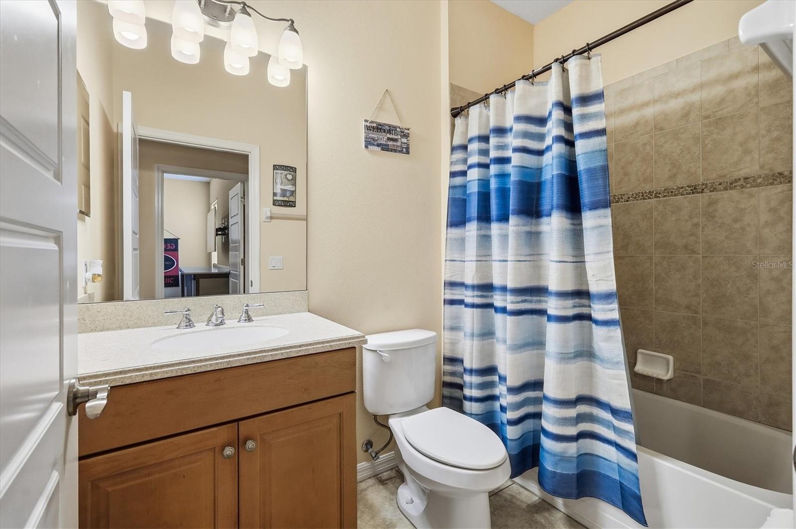 Image 22 of 63 For 707 Dogwood Run