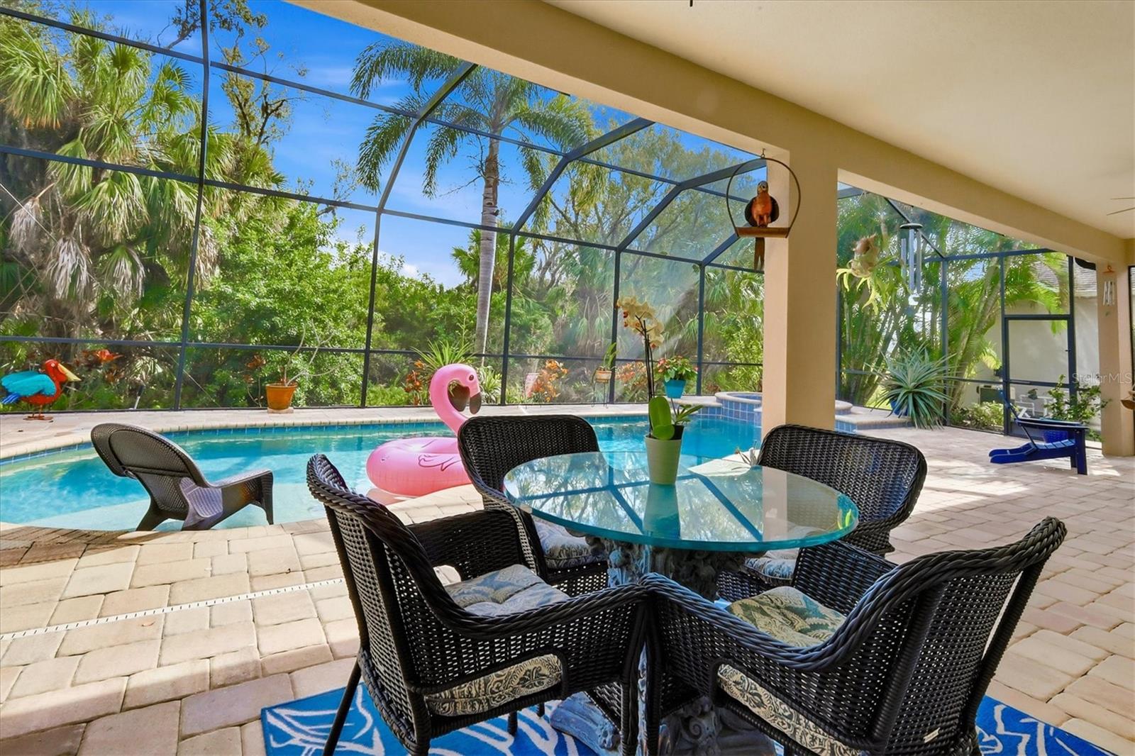 Image 33 of 63 For 707 Dogwood Run