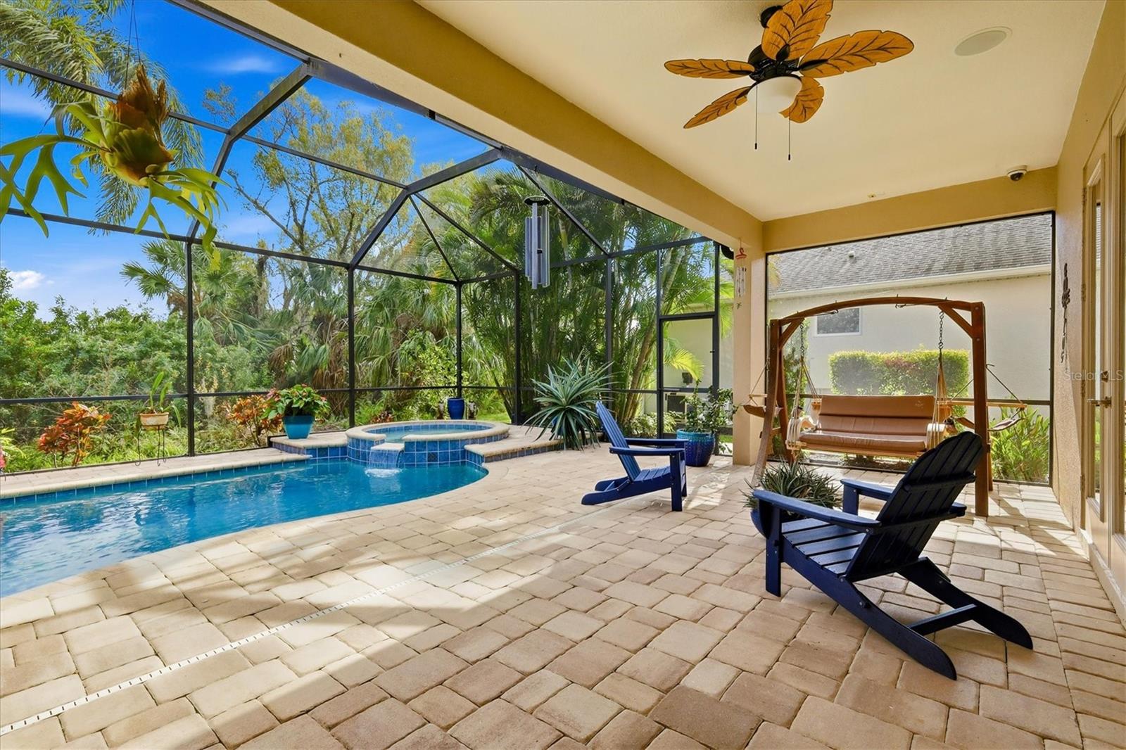 Image 34 of 63 For 707 Dogwood Run