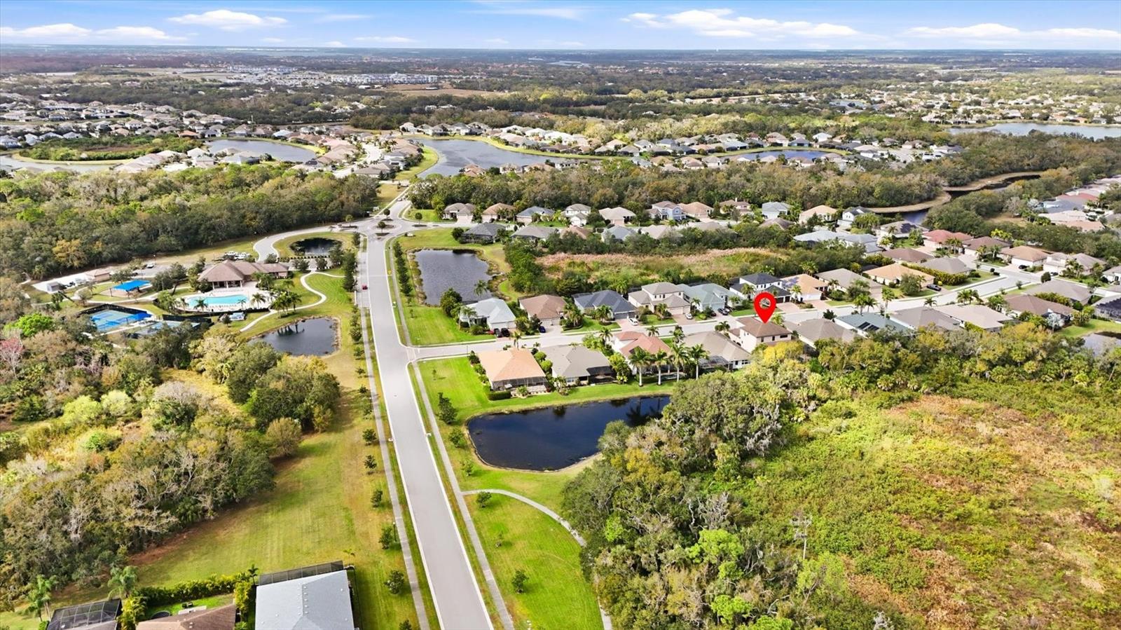 Image 44 of 63 For 707 Dogwood Run