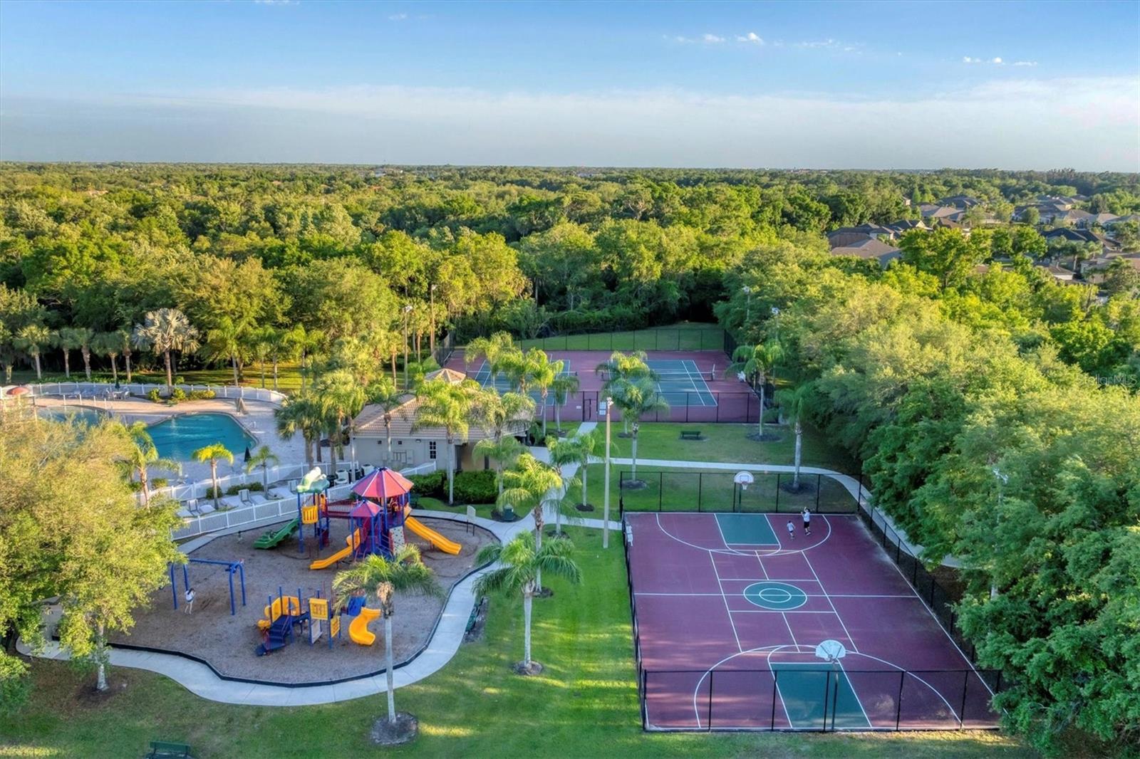 Image 60 of 63 For 707 Dogwood Run