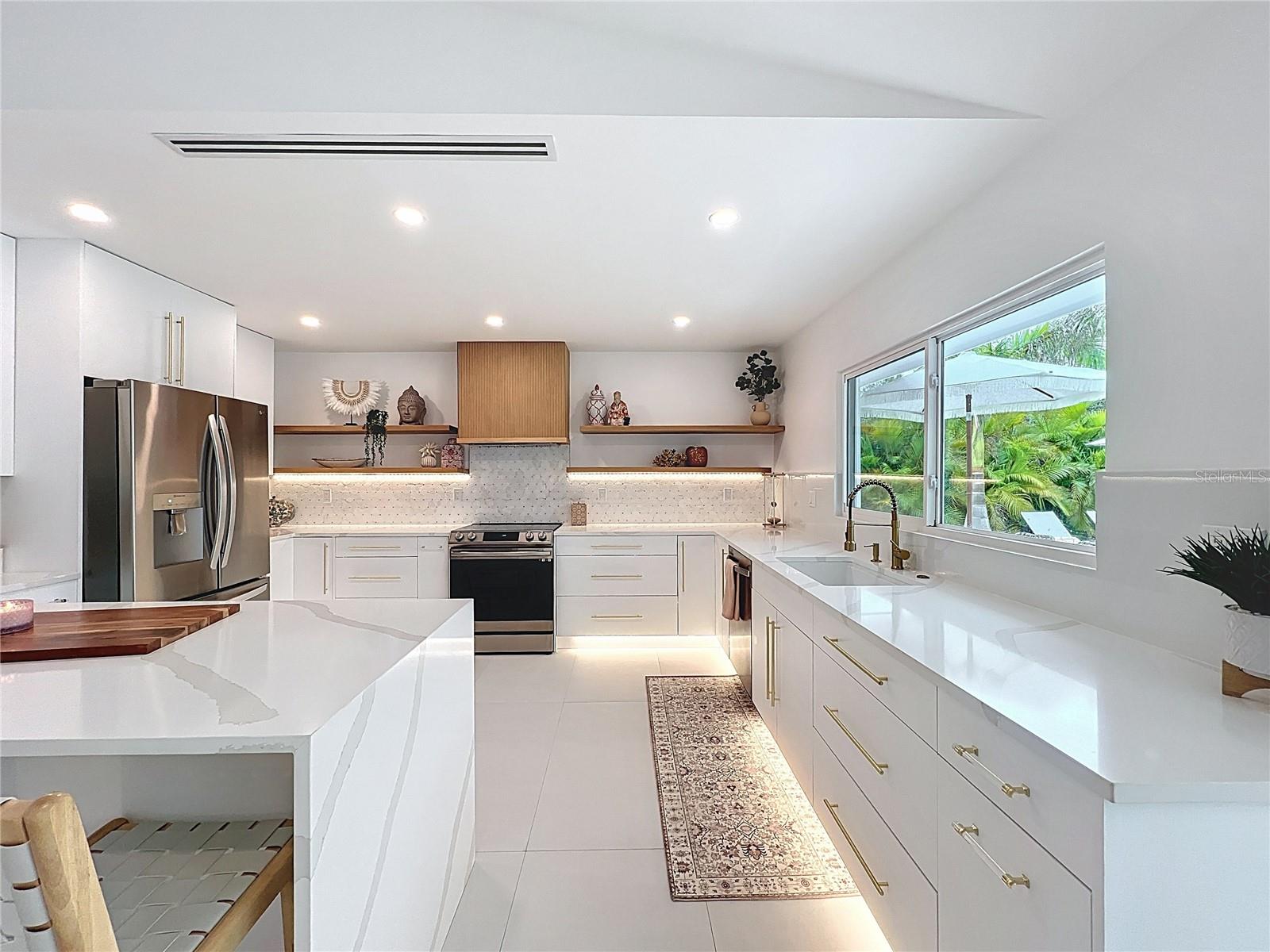 Image 16 of 50 For 2308 Tulip Street Tulip Street 2308