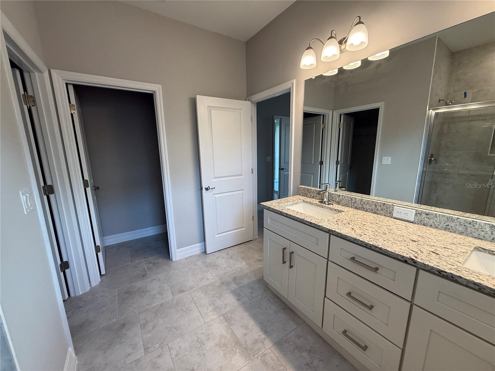 Image 16 of 35 For 3665 Cranberry Boulevard