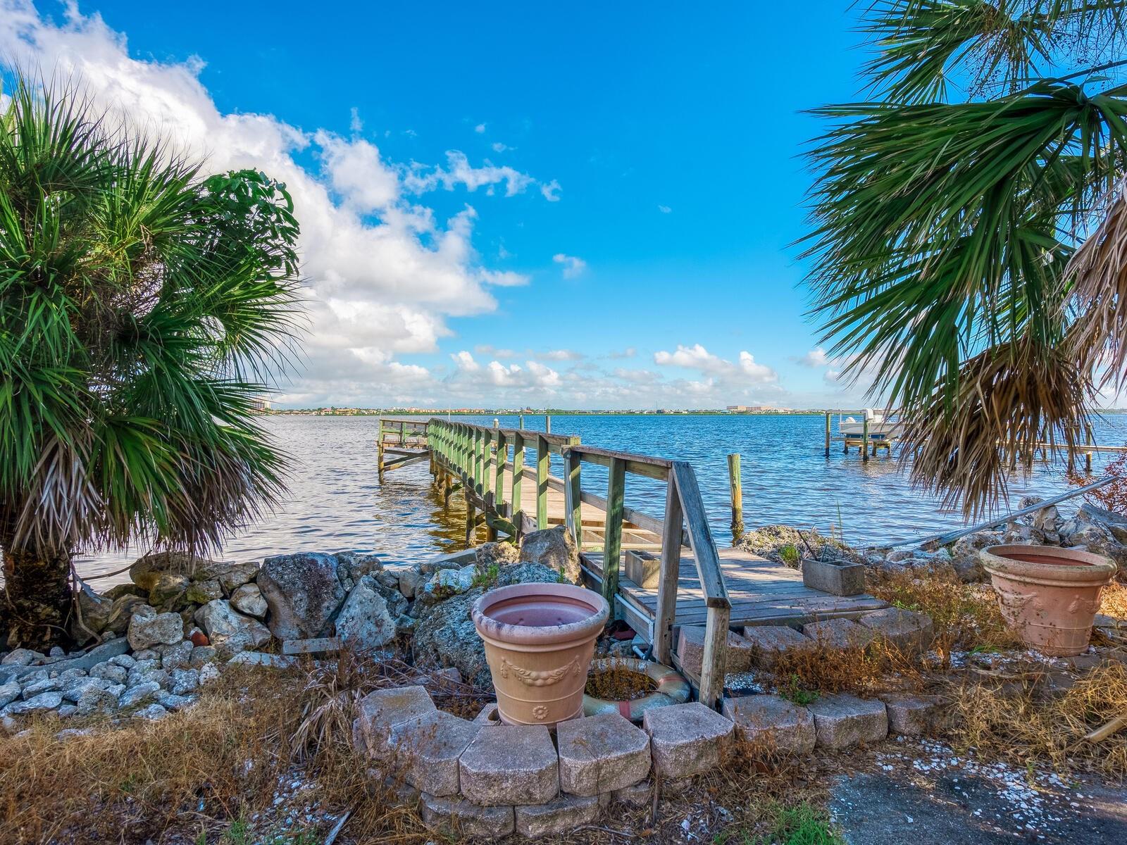 Image 16 of 51 For 1401 1st Avenue E