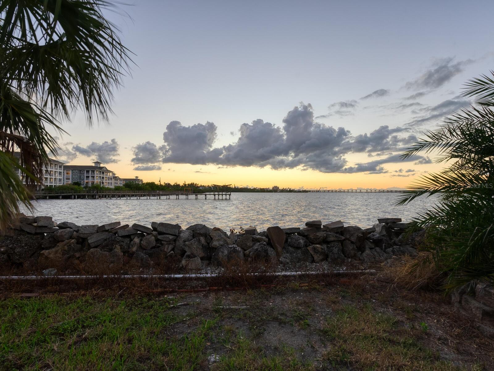 Image 25 of 51 For 1401 1st Avenue E